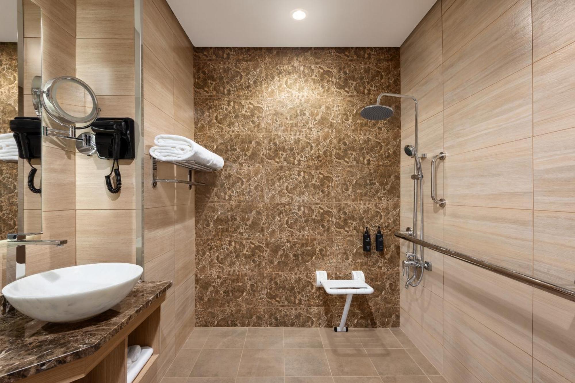 La Quinta By Wyndham Abu Dhabi Al Wahda酒店 外观 照片
